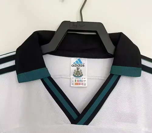 1999-2000 Retro Newcastle United Away Camisa de Futebol  — view 3