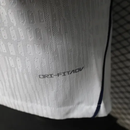 نسخة لاعب 2026/2027 Paris Saint-Germain إصدار خاص أبيض قميص كرة قدم جودة تايلاندية  — view 10