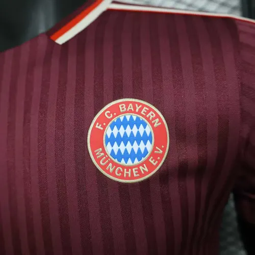2025/2026 Player Version Bayern Munich Special Edition Fußballtrikot  — view 5