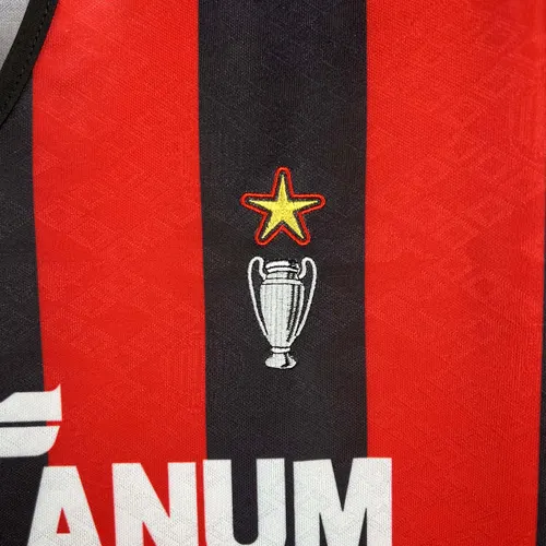 قميص كرة قدم AC Milan الكلاسيكي داخل الأرض 1989/1990 جودة تايلاندية — view 6