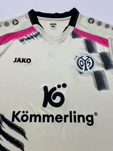 Camiseta Tercera Visitante del FSV Mainz 05 2025/2026  — view 3