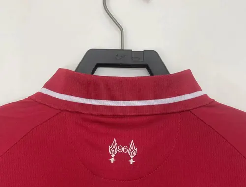 2018/2019 Retro Liverpool Home Football Shirt  — view 3