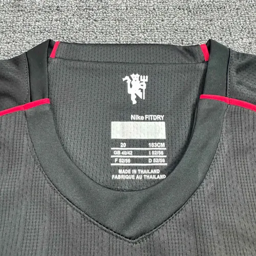 2007/2008 Retro Long Sleeve Manchester United Third Away Football Shirt  Kids Size — view 3
