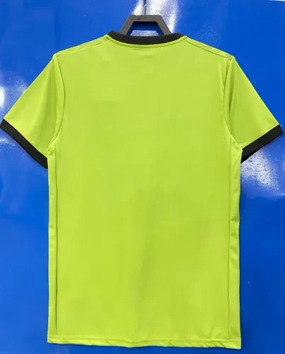2017/2018 Retro Juventus Third Away Football Shirt   — view 2