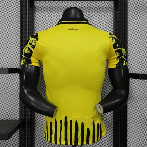 Camisa de Futebol Dortmund Casa Publicidade Rosa Versão Jogador 2025/2026  — view 2