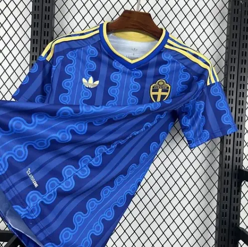 Camisa de Futebol Visitante da Seleção Sueca 2026 AAA torcedor — view 3