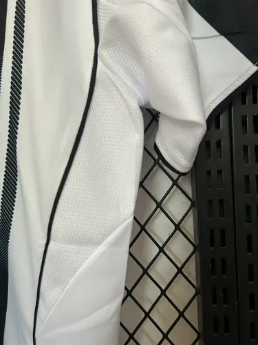2025/2026 Juventus Heim Fußballtrikot  — view 6