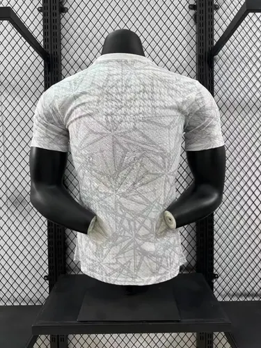 2024/2025 Version Joueur Real Madrid Édition Spéciale 08 Maillot de Football  — view 2