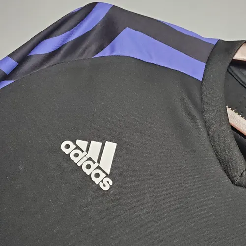 Retro Real Madrid Terceira Fora 2016/2017 — view 4