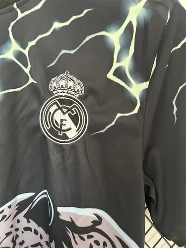 2024/2025 Real Madrid Léopard Édition Spéciale Maillot Vert  — view 6
