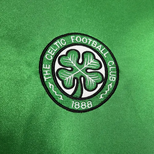 1980 Retro Celtic Home Football Shirt  — view 6