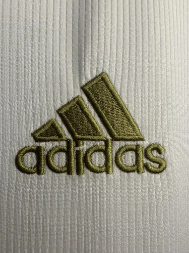 2019/2020 Rétro Real Madrid Domicile Maillot de Football  — view 5
