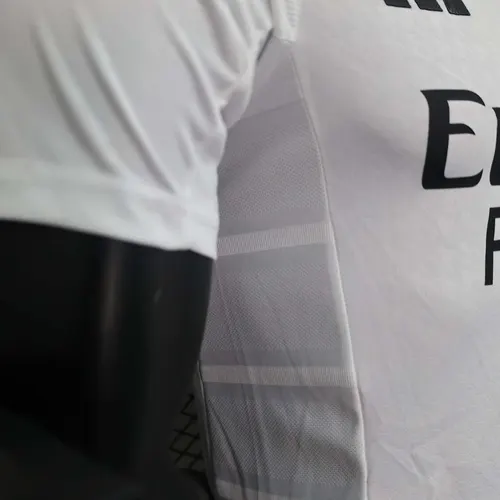 2024/2025 Spielerversion Real Madrid Heim Fußballtrikot AAA fan-gradät — view 4