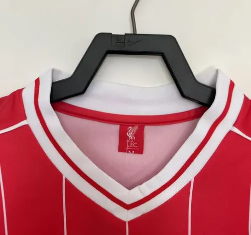 1981-1984 Retro Liverpool Heimtrikot  — view 3