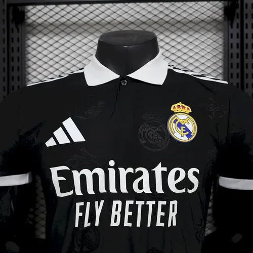 2025/2026 Version Joueur Real Madrid Special Edition 02 Maillot de Football  — view 3