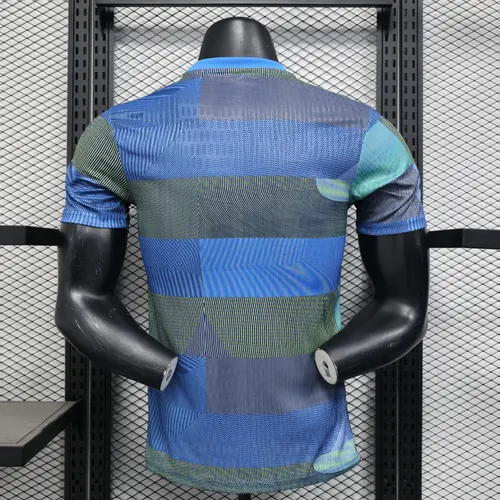 2025/2026 Version Joueur Real Madrid Avant-match Tenue d'Entraînement 01 Maillot de Football  — view 2