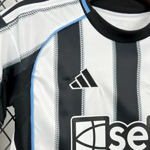 2025/2026 Newcastle United Home Soccer Jersey   Kids Size — view 4