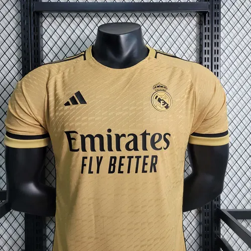 Camiseta de Fútbol Edición Especial Dorada del Real Madrid Versión Jugador 2023/2024  — view 5