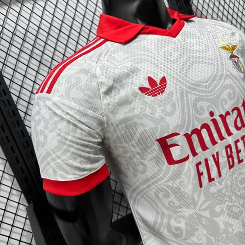 Maillot de football extérieur Benfica 2026/2027 version joueur landaise  — view 5