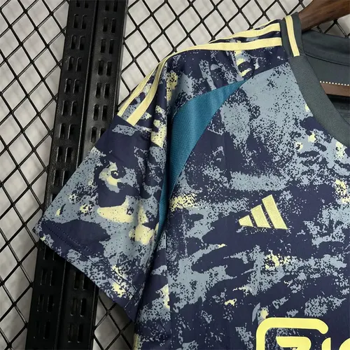 2024/2025 Ajax Away Football Shirt  — view 4