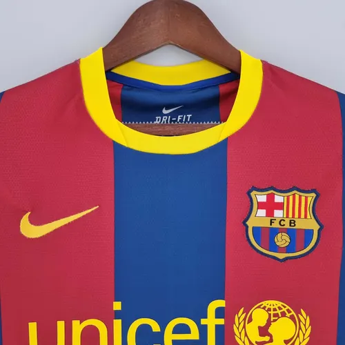2010/2011 Retro Long Sleeve Barcelona Home Football Shirt  — view 3