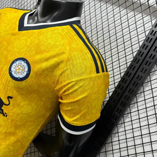 2026/2027 Player Version Leeds United Away Football Jersey   — view 8