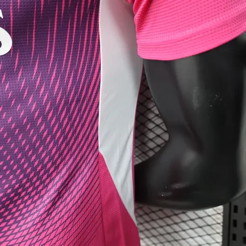 2025/2026 Spielerversion Real Madrid Sonderausgabe 45 Fußballtrikot  — view 8