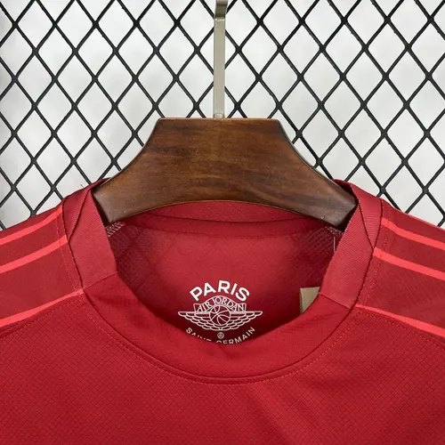 2025/2026 Long Sleeves Paris Saint-Germain red goalkeeper Football Jersey  — view 3