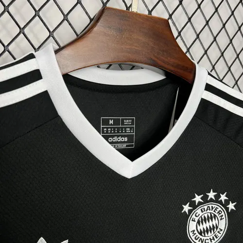 2024/2025 Bayern München Trainingsfußballtrikot  — view 3