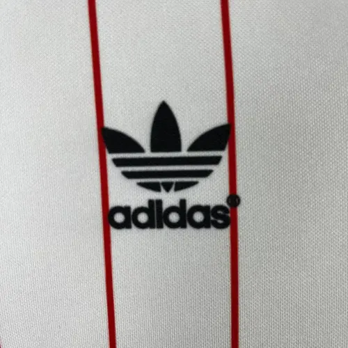 Camiseta de Fútbol Retro 1982/1983 del FC Köln Local   — view 4