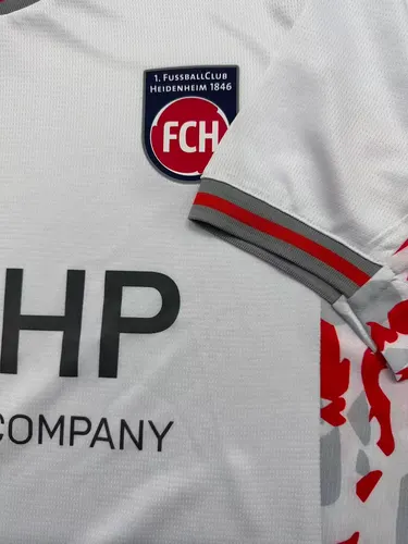 Camisa de Futebol FC Heidenheim Terceiro Visitante 2025-2026  — view 6