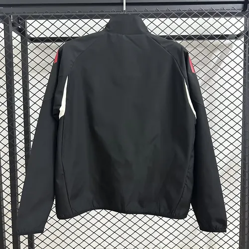 2025/2026 Liverpool Chaqueta Cortavientos Negro Camiseta de Fútbol   — view 2