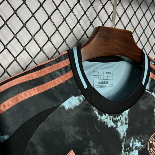 Camiseta de Fútbol Visitante 2024/2025 Bayern Munich Calidad Thai — view 4