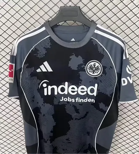 2025/2026 Frankfurt Tercera Equipación Visitante Camiseta de Fútbol  — view 3