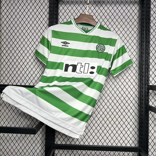 2001/2002 Retro Celtic Home Football Shirt  — view 3