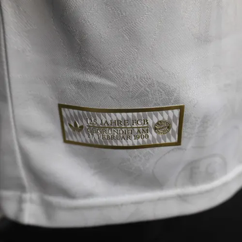 2025/2026 Versión Jugador Bayern Munich 125 Aniversario Camiseta de Fútbol Blanca  — view 8