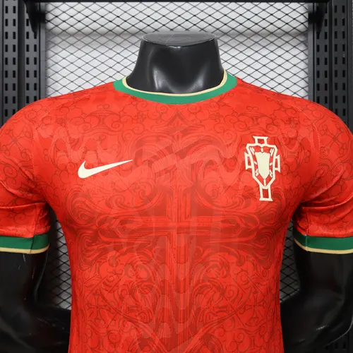 Camiseta de Fútbol Edición Especial de Portugal Versión Jugador 2026 AAA calidad para aficionados — view 3