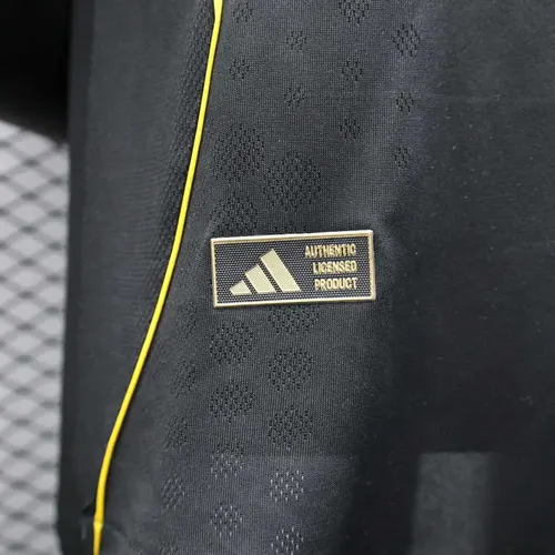 2025/2026 Player Version Real Madrid Special Edition Black and Gold Football Jersey  — view 8
