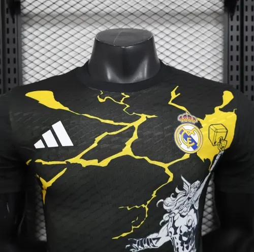قميص كرة قدم ريال مدريد بالتعاون مع مارفل 02 نسخة اللاعب 2025/2026 جودة تايلاندية — view 3
