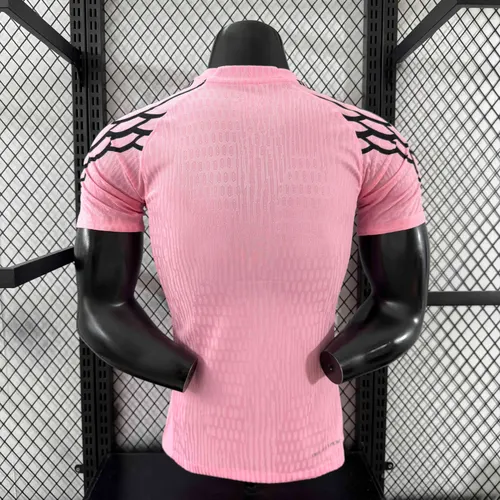 2025/2026 Versão Jogador Paris Saint-Germain Quarto Away Rosa Camisa de Futebol  — view 2