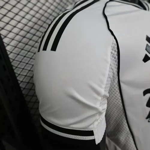 2025/2026 Spielerversion Fulham Heim-Fußballtrikot  — view 6