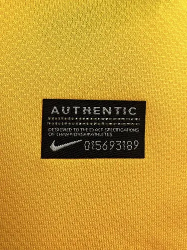2010 Retro Brazil Home Soccer Jersey  — view 8