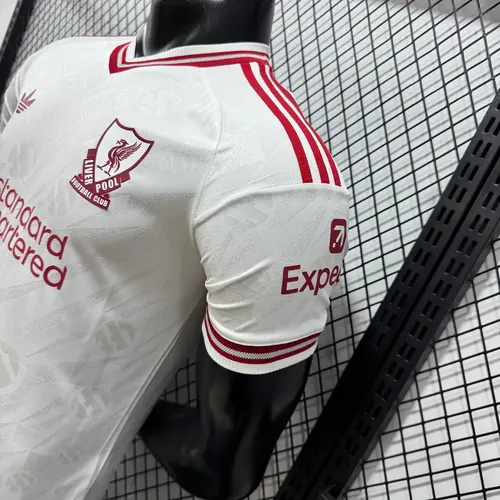 2026/2027 Spielerversion Liverpool Auswärtstrikot   — view 7